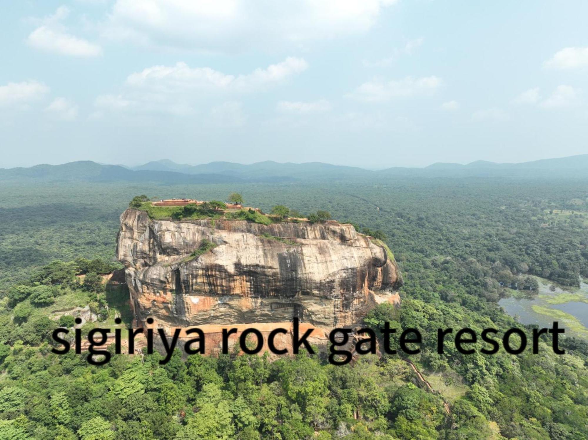 Sigiriya Rock Gate Resort Экстерьер фото